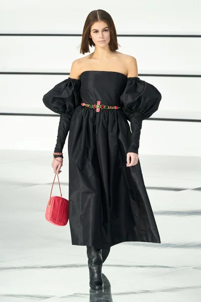 Look 9